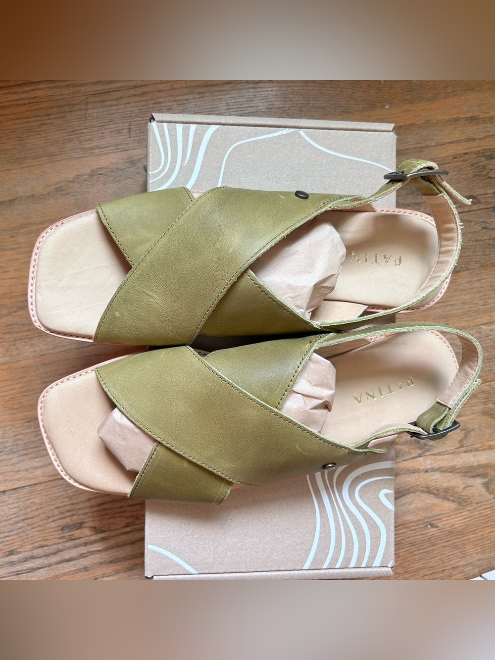 NWT Portland Leather Patina Olive Green Leather Sandals